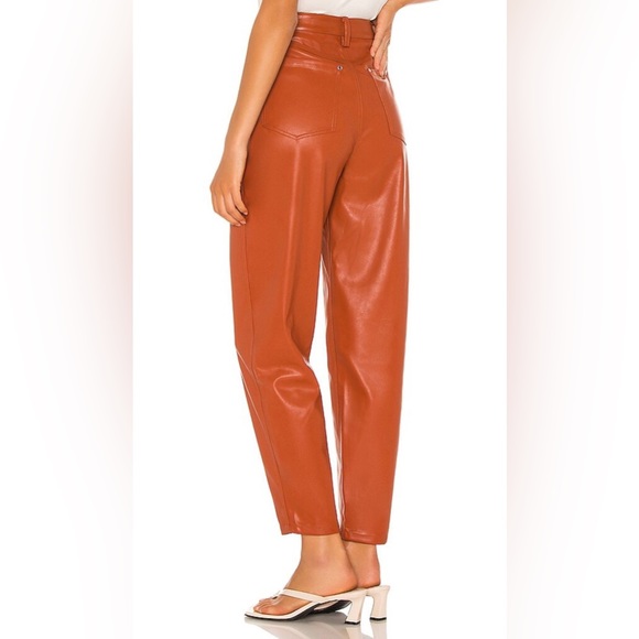 WEWOREWHAT “Dani” Faux Leather pant - Picture 2 of 4